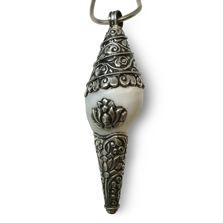 Shell pendant with silver and coral