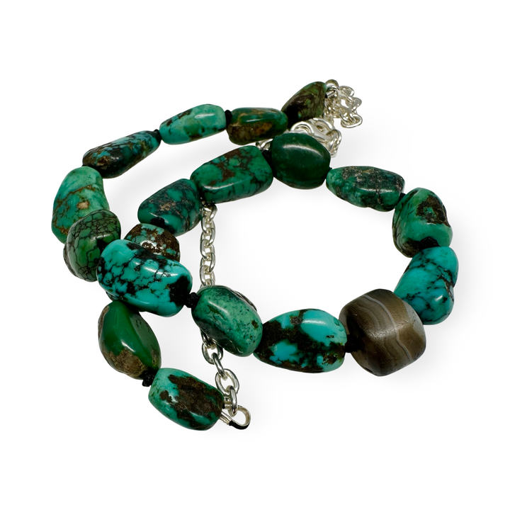 Collana con turchese antico e Chung Dzi