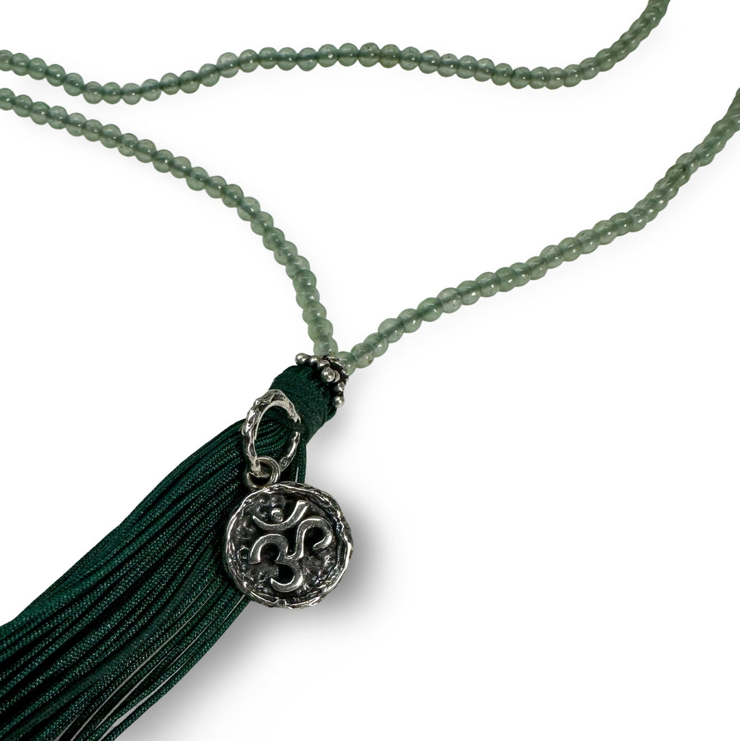 Aventurin - Kette mit Silber - «OM» - Atelier Tibet