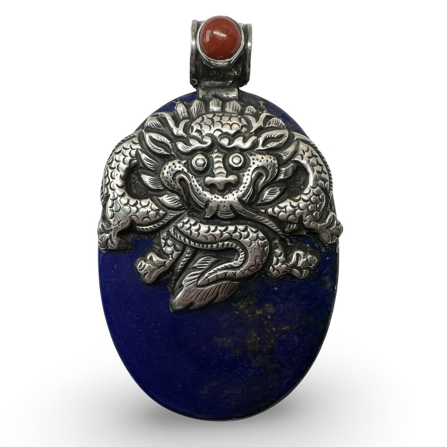 Grosser ovaler Lapis Lazuli - Drache - Anhänger - Atelier Tibet