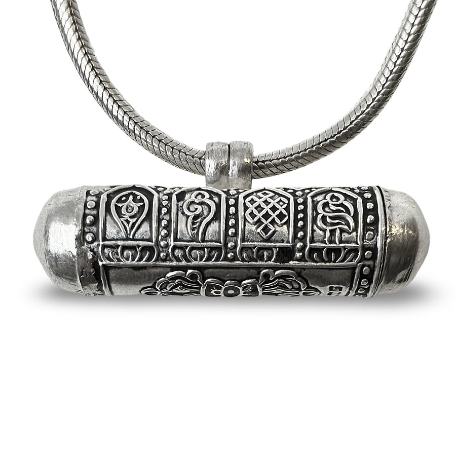 Kleiner Glückssymbol Ghau Anhänger aus Silber - Atelier Tibet
