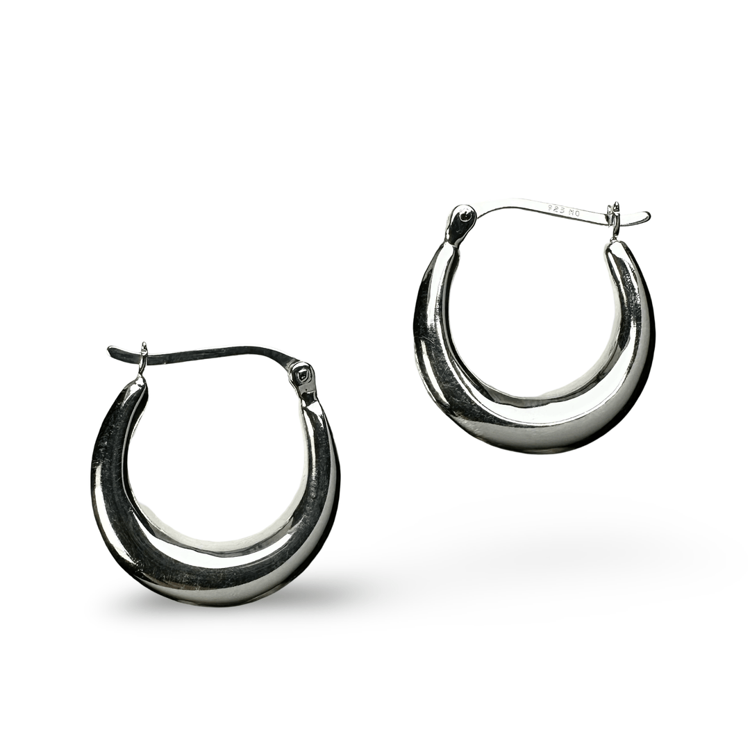 Kleinere Mondsichel Kreolen aus Silber - Atelier Tibet