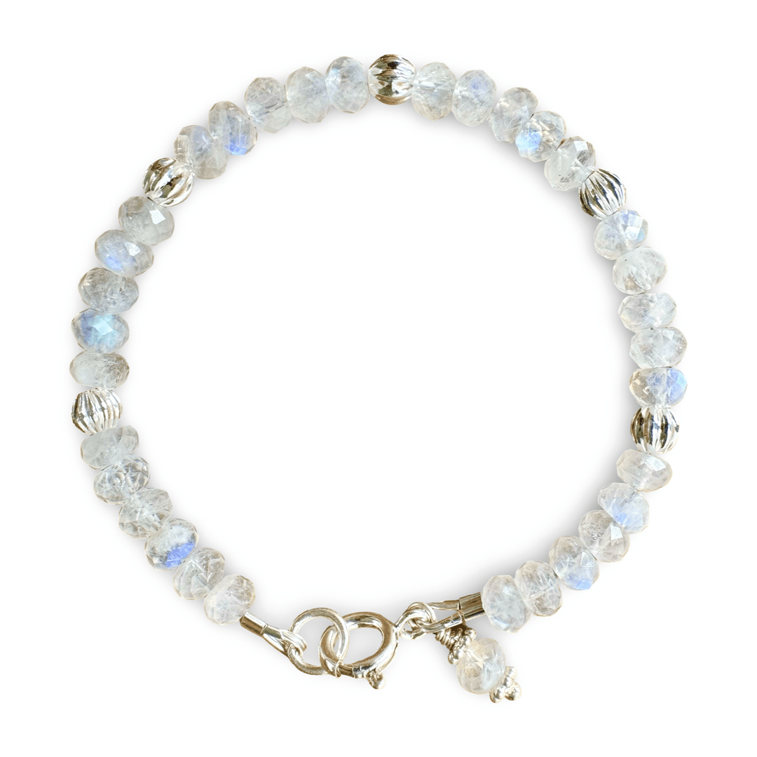 Mala Armband mit facettiertem Regenbogen Mondstein und Silberperlen - Atelier Tibet