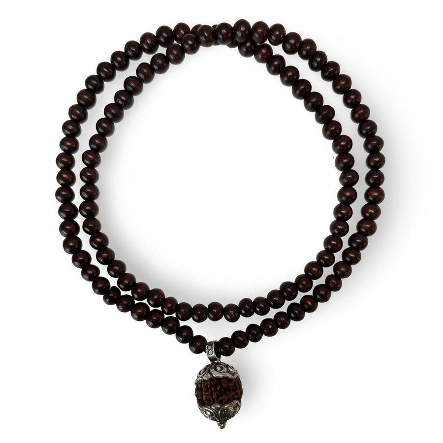 Rosenholz - Kette mit in Silber gefasster Rudraksha - Atelier Tibet