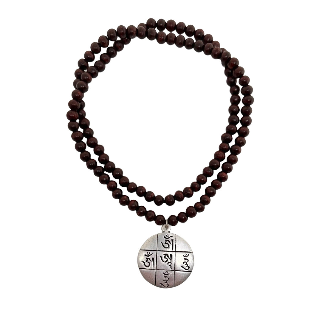 Rosenholz Mala Gebetskette mit Mantra-Anhänger - Atelier Tibet