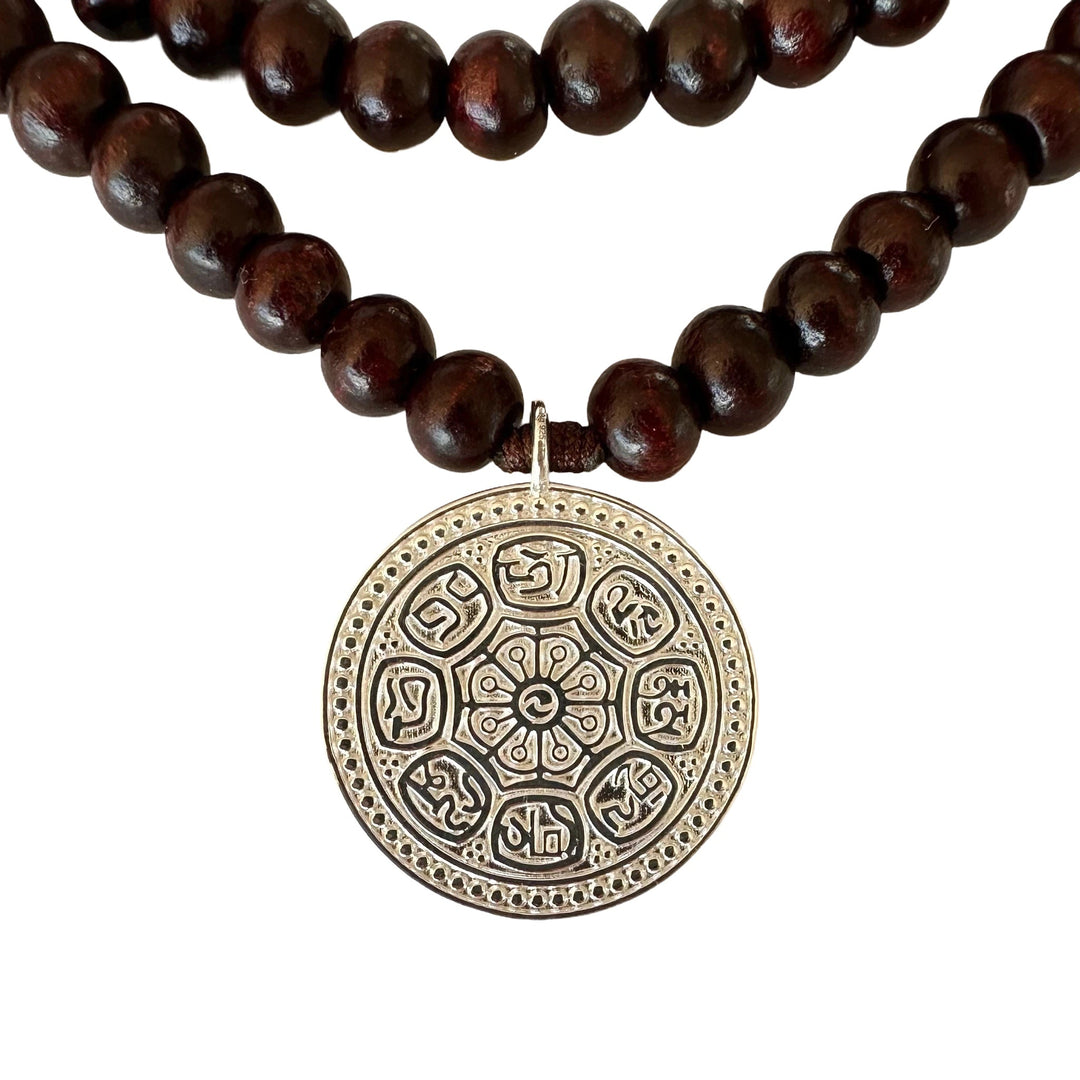 Rosenholz-Mala mit Silber-Anhänger - Atelier Tibet