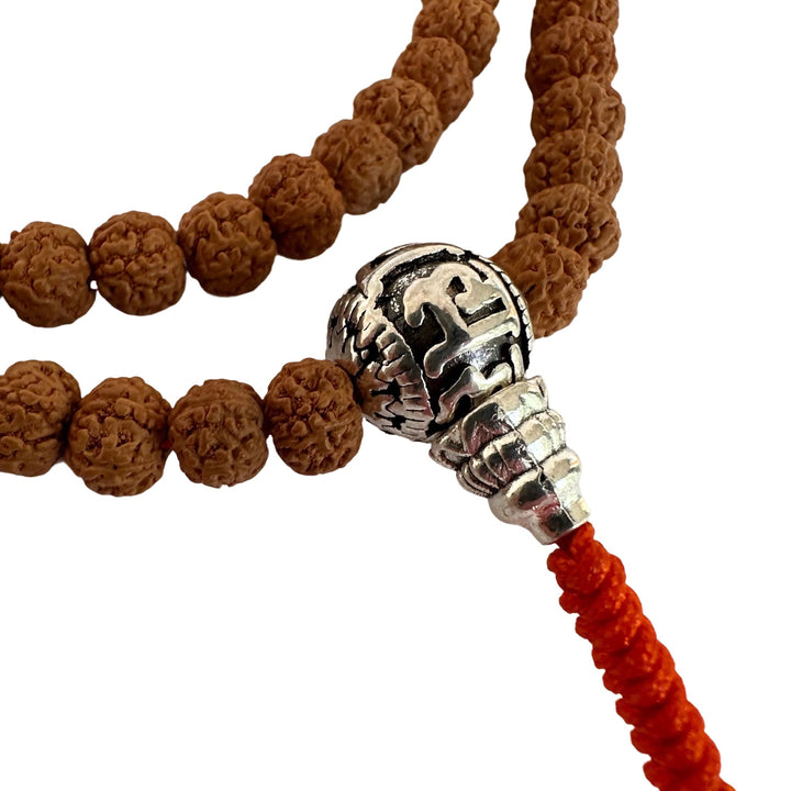 Rudraksha Mala (⌀ 6 mm) mit Metall-Guru-Perle - Atelier Tibet