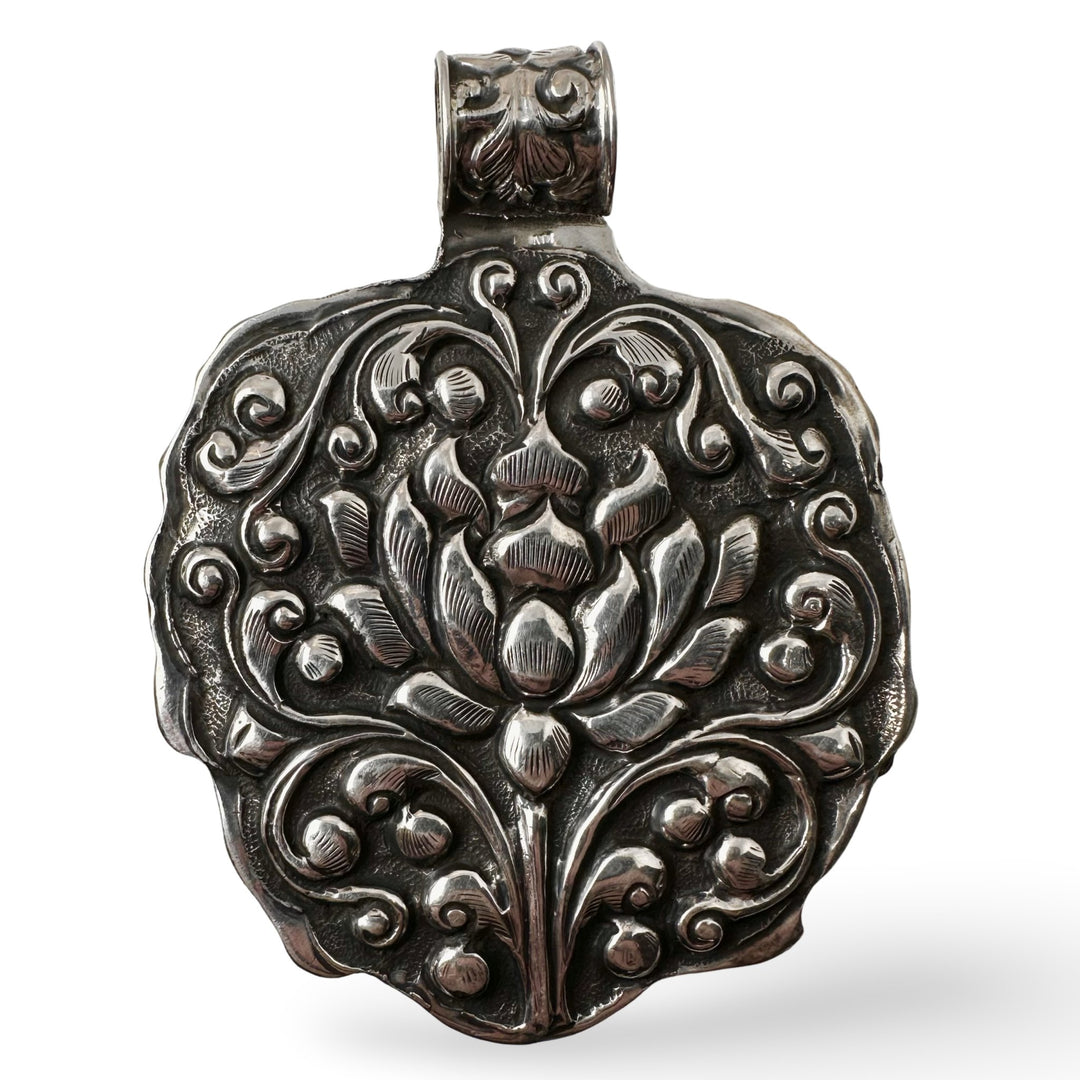 Silber - Drachen - Anhänger mit Türkis und Koralle - Atelier Tibet