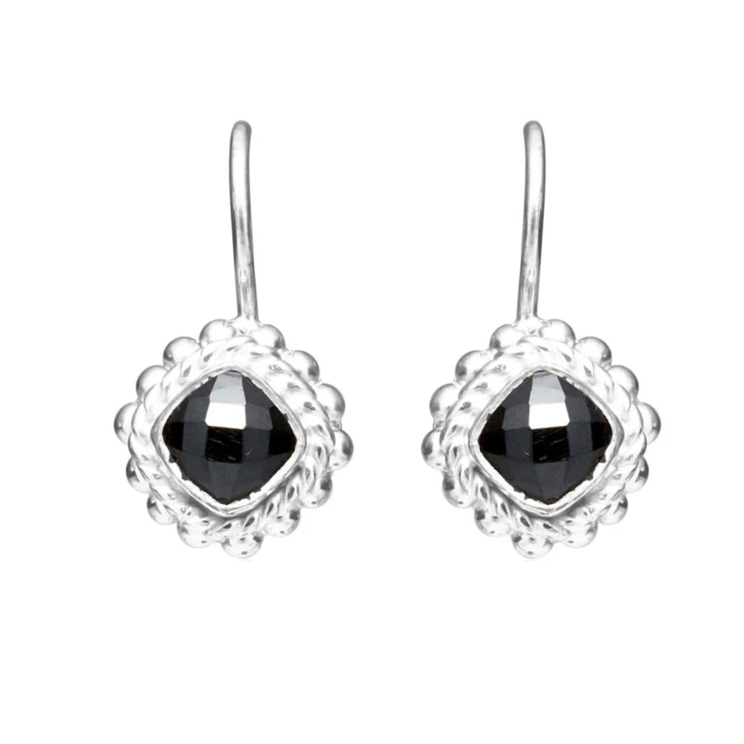 Spinell Rhombus Ohranhänger aus Silber - Atelier Tibet