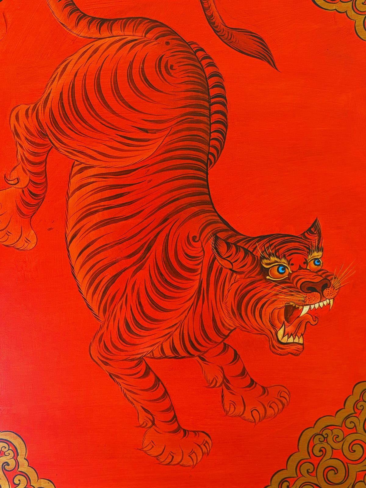 Tibetischer Tiger auf rotem Grund, Möbelmalerei von Jamyang