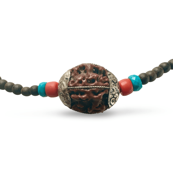 Traditionelle Kette mit Ebenholz, Rudraksha, Türkis und Koralle - Atelier Tibet