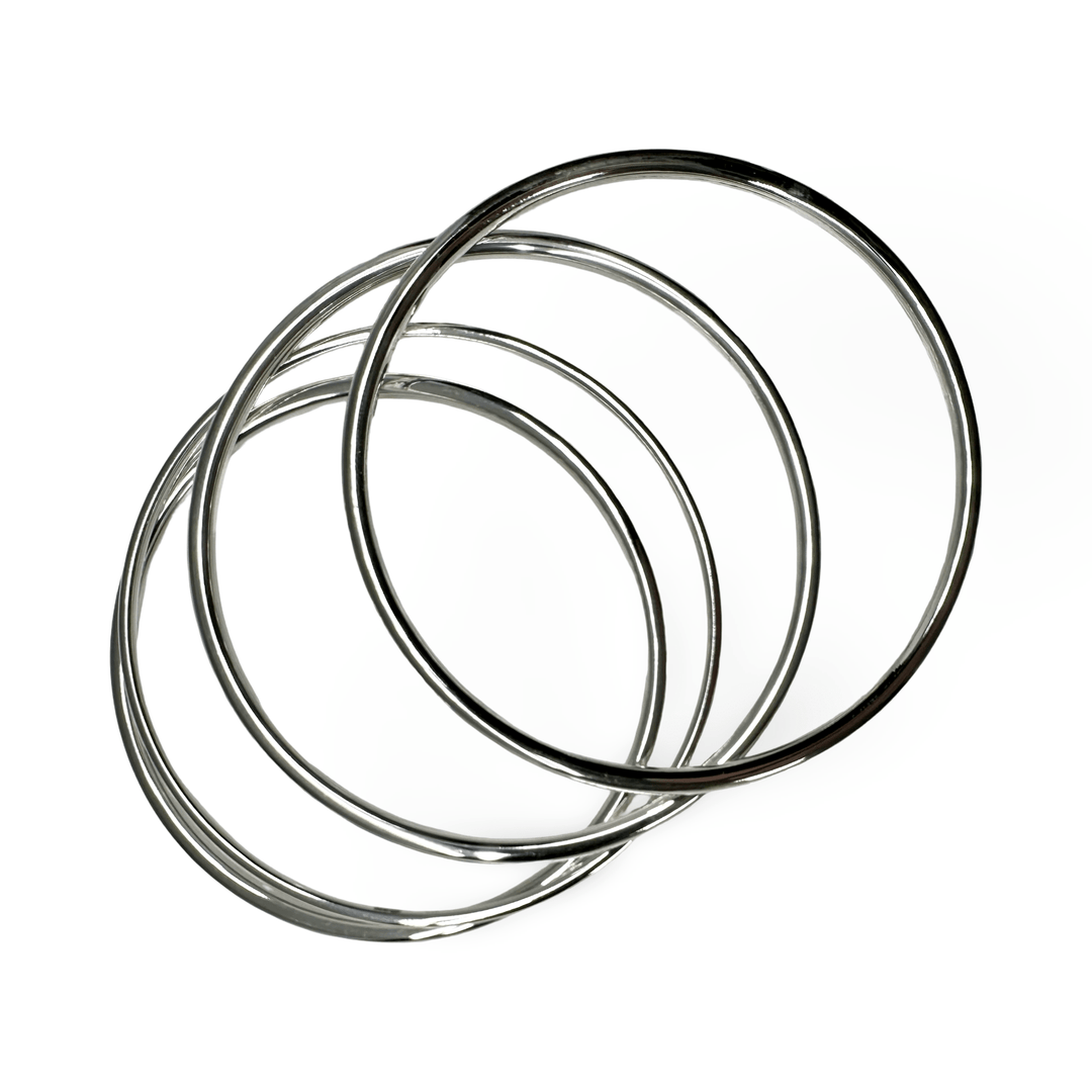 Zeitlose, elegante Armreifen aus Silber - Atelier Tibet