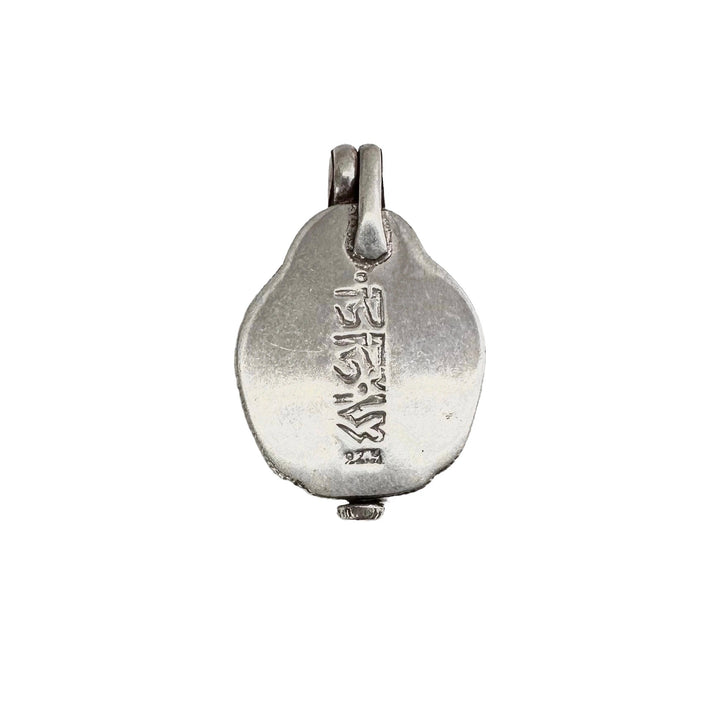 Amoghasiddhi Buddha Ghau Anhänger aus Silber - Atelier Tibet