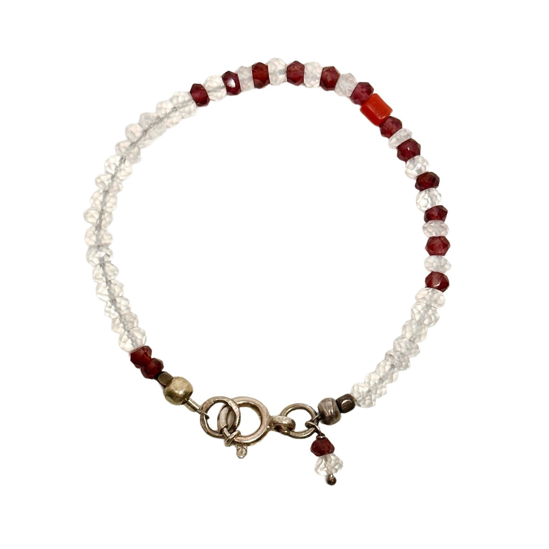 Armband Mala mit Halbedelsteinen und Silberperlen - Atelier Tibet