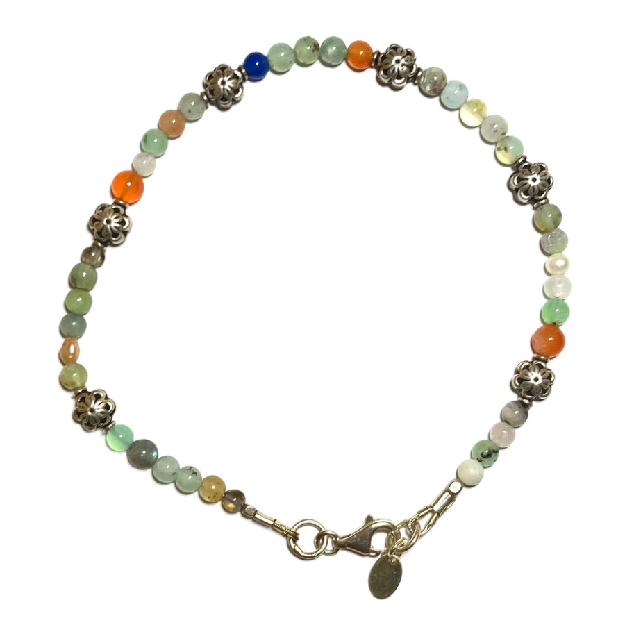 Fusskette aus verschiedenen Steinen und Silberelementen - Atelier Tibet