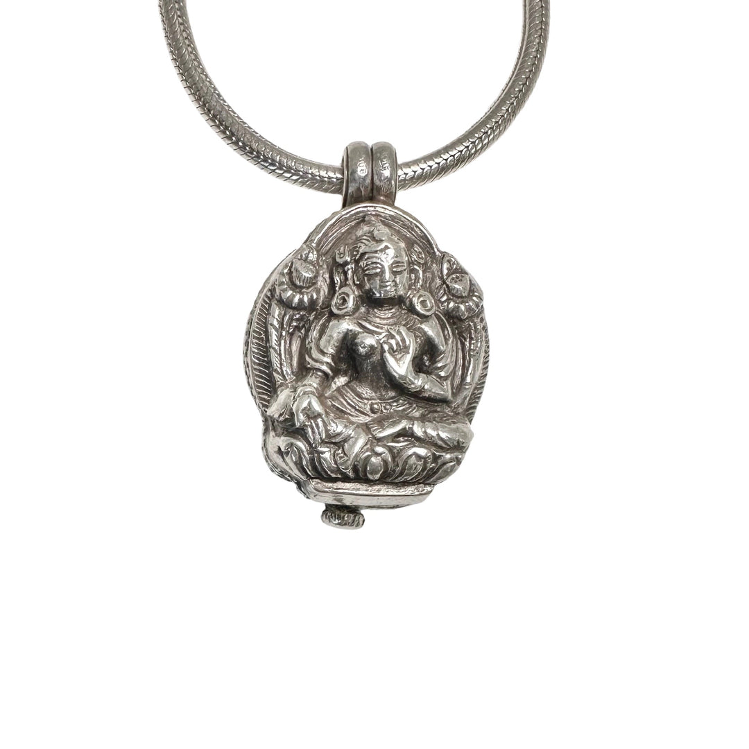 Grüne Tara Ghau Anhänger aus Silber - Atelier Tibet