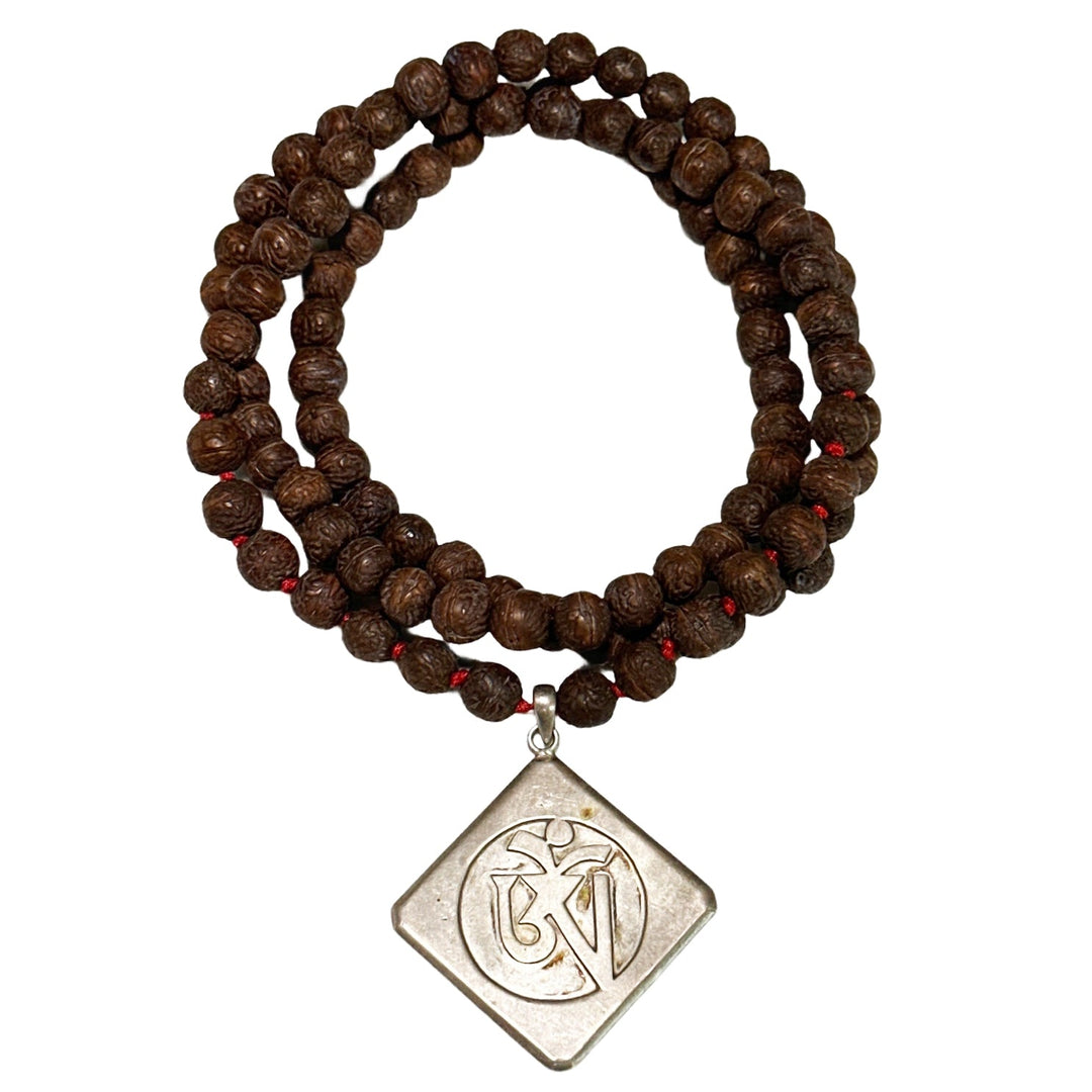 Rudraksha-Mala mit Silber-Om-Anhänger - Atelier Tibet