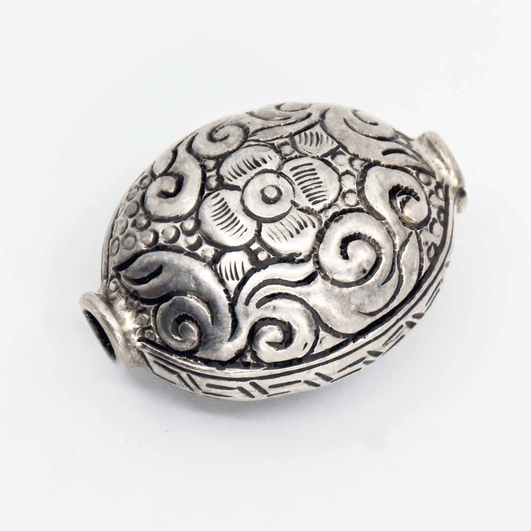 Silberperlen mit tibetischen Motiven, oval - Atelier Tibet