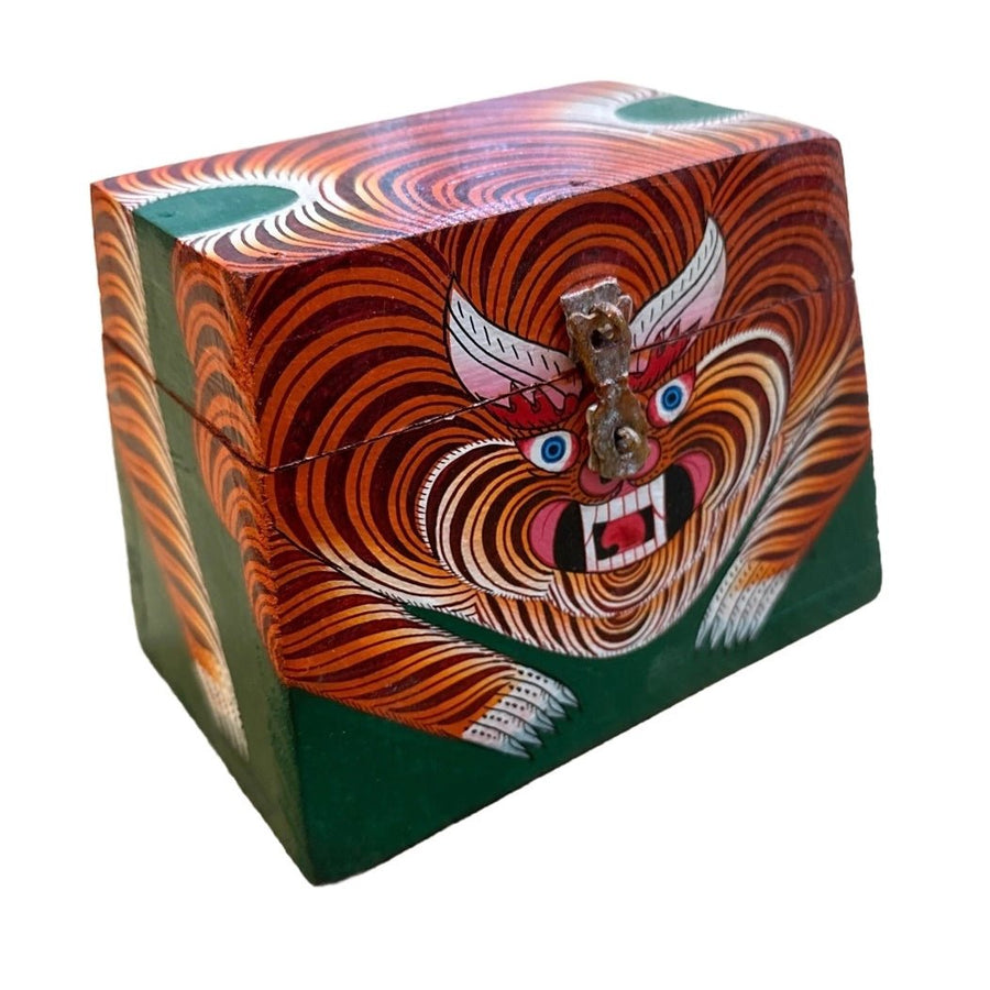 Tibetische Holzschatulle 'Tiger' - Pyramidenstumpf - Atelier Tibet