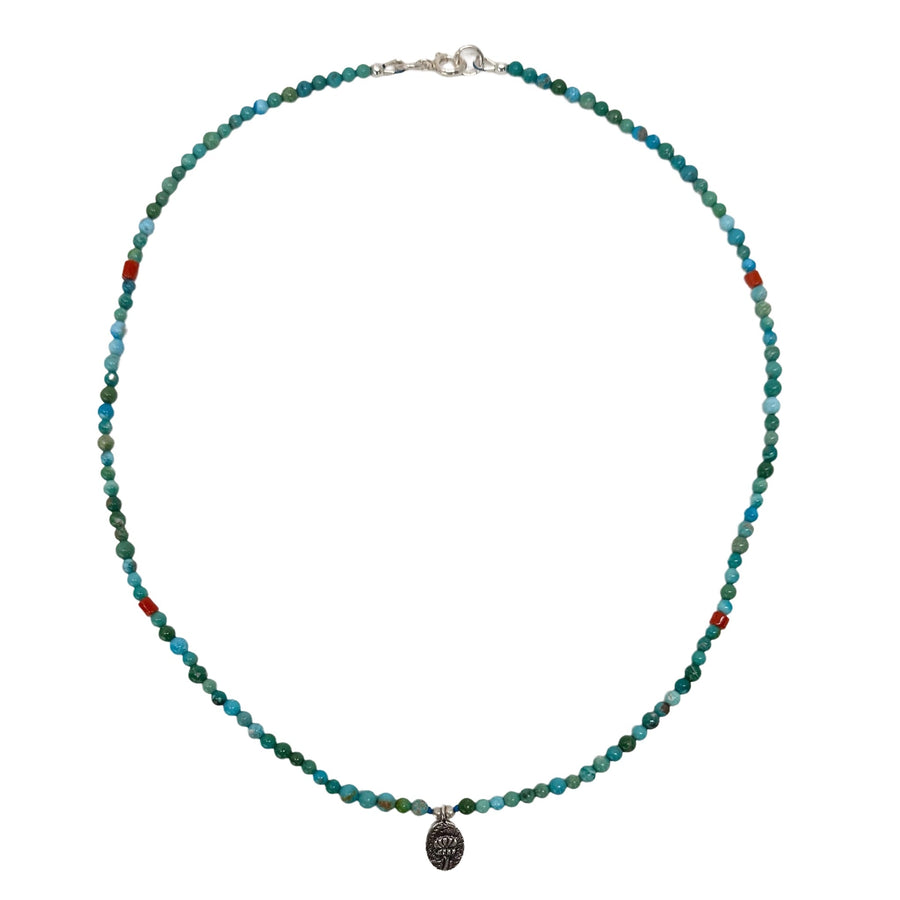 Türkis-Kette mit Koralle und Silber-Lotus-Anhänger - Atelier Tibet