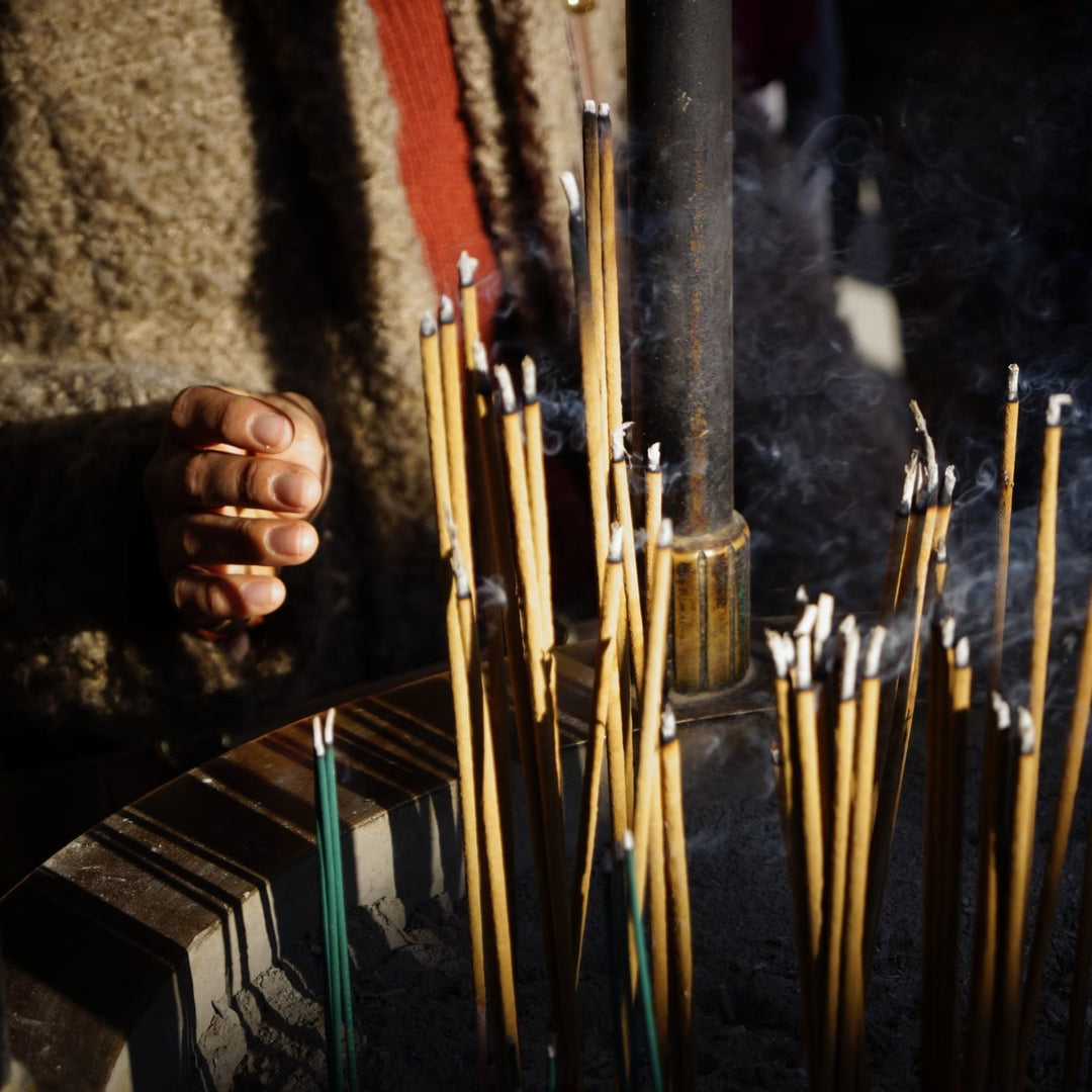 Räucherstäbchen und -pulver - Atelier Tibet