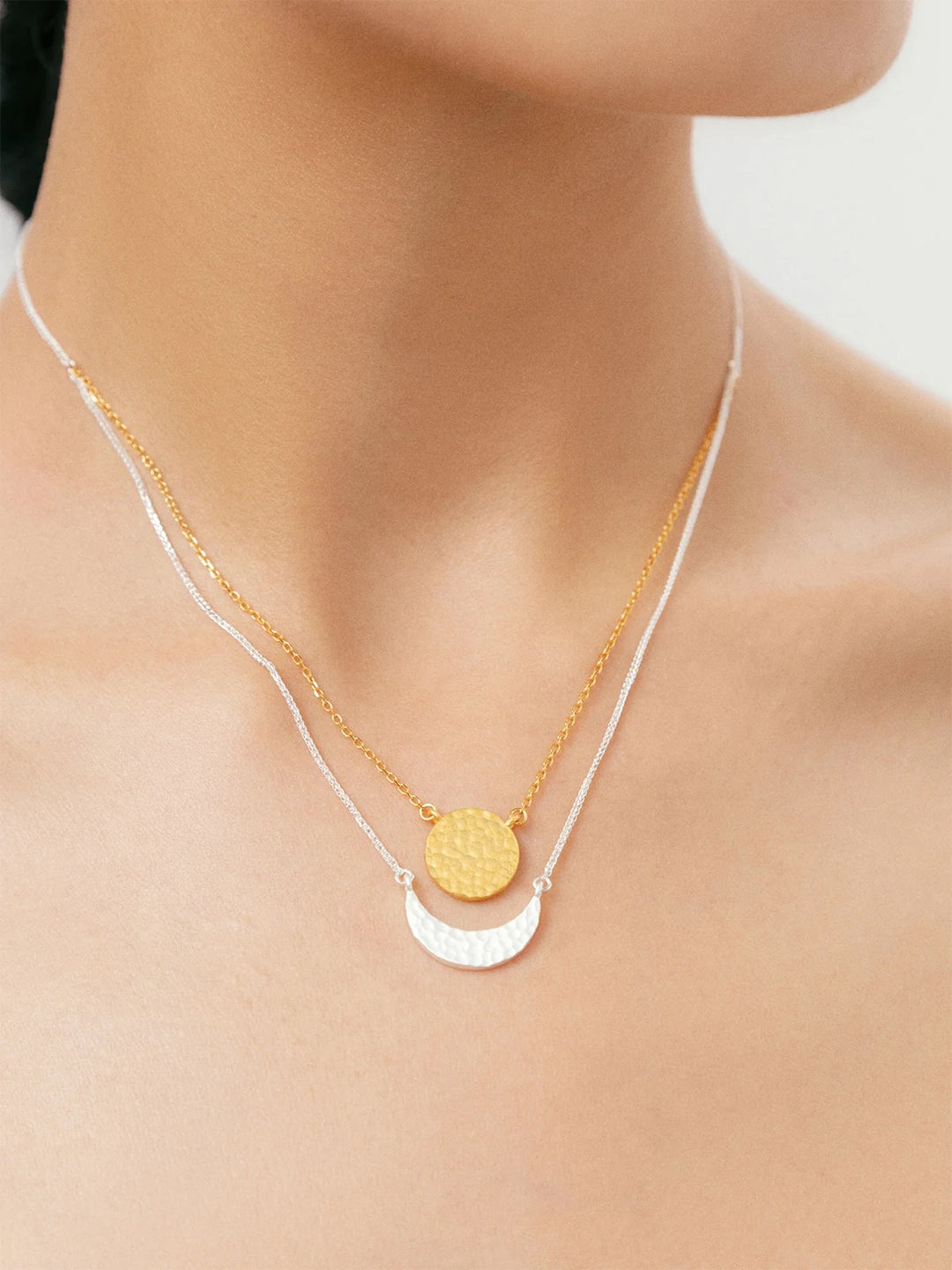 Kette «Sonne & Mond» aus Silber, teilvergoldet · CHARU × Yitso Hima