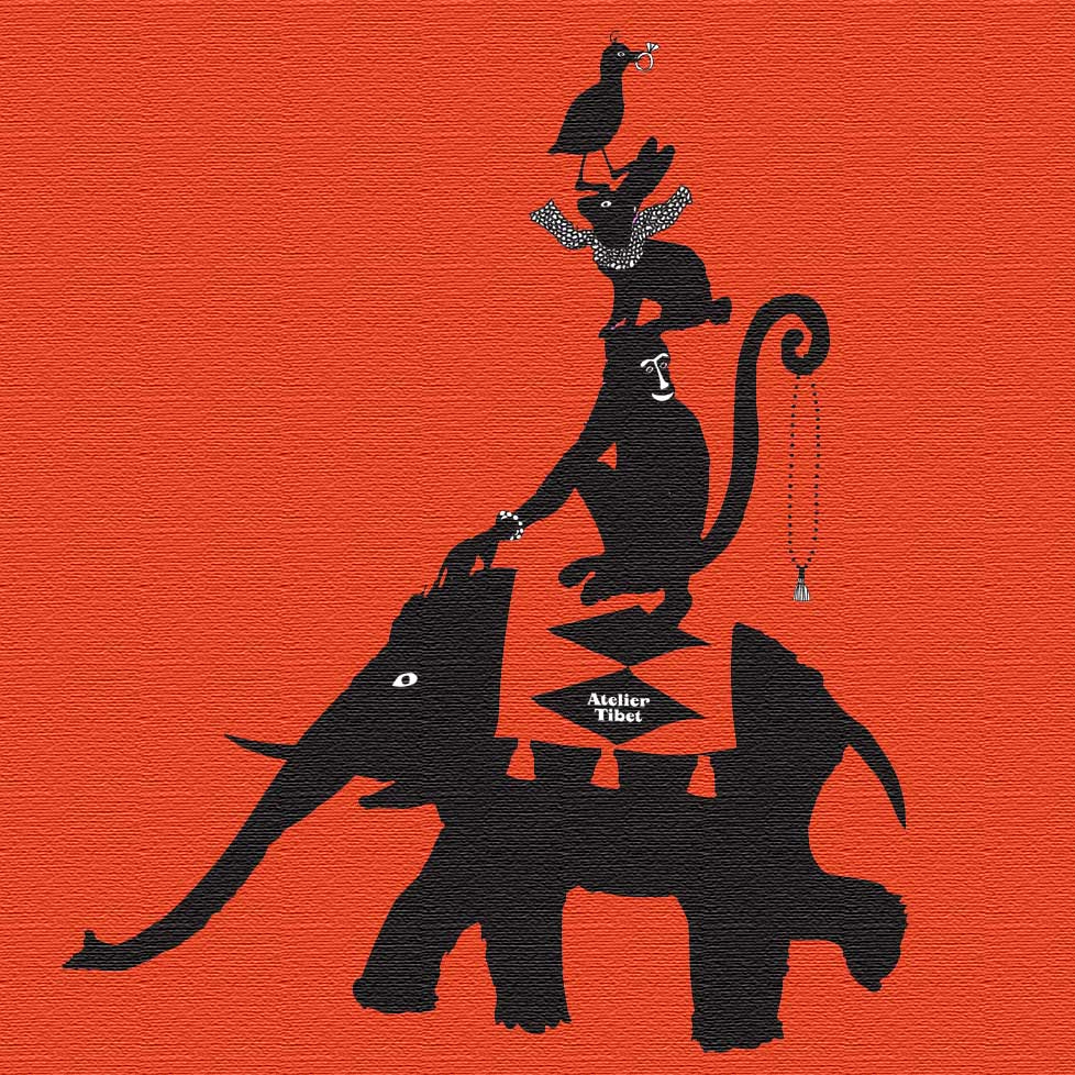 Die vier harmonischen Freunde: Elefant, Affe, Hase und Fasan übereinander