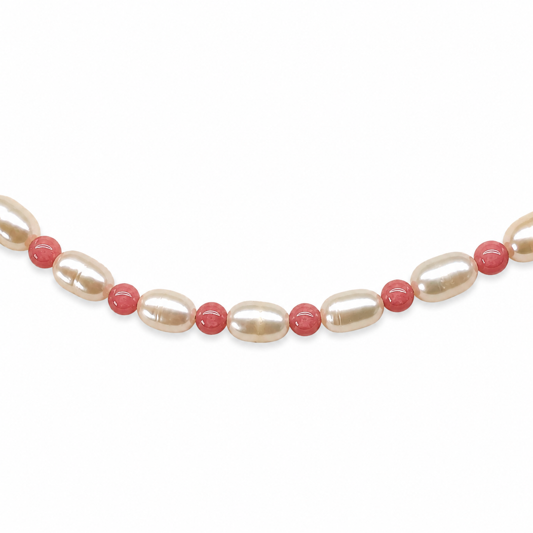 Kette mit Süsswasser- und rosa Opalperlen