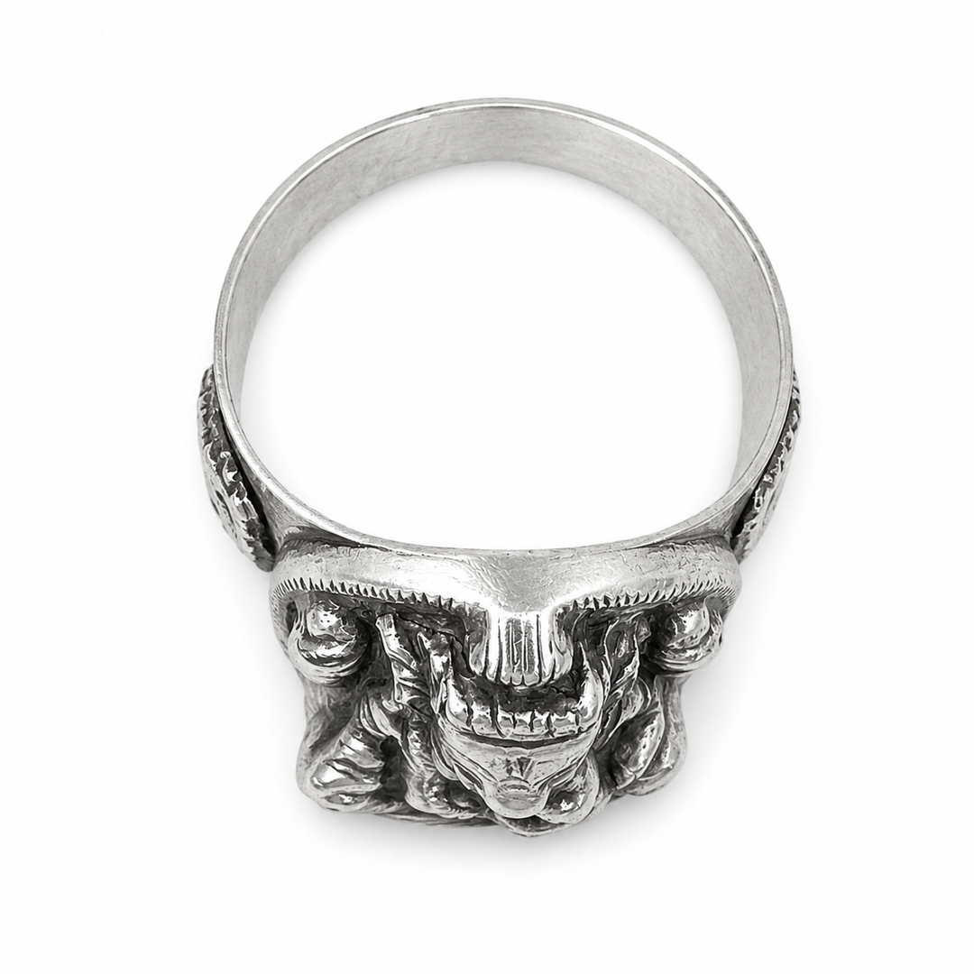 Imposanter Ganesha-Ring aus Silber