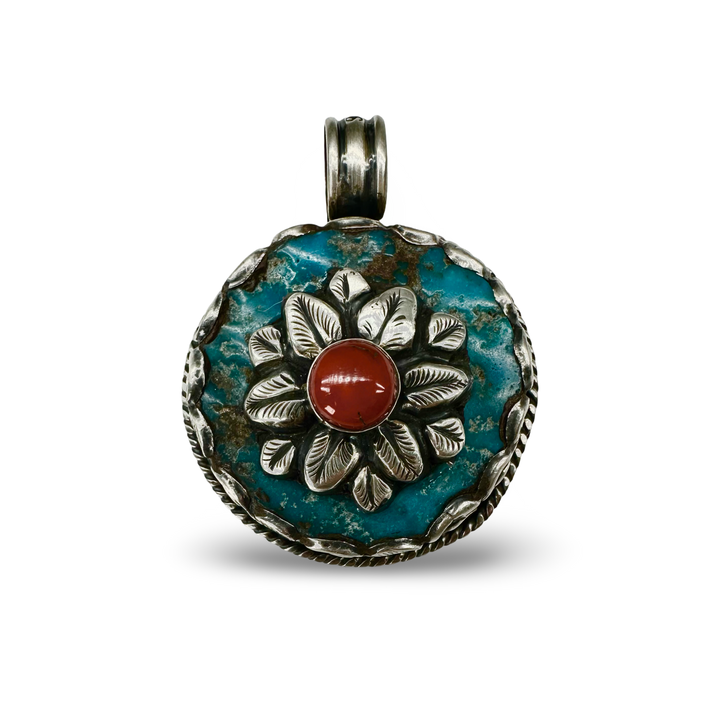 Grande ciondolo tibetano in argento con turchese e corallo