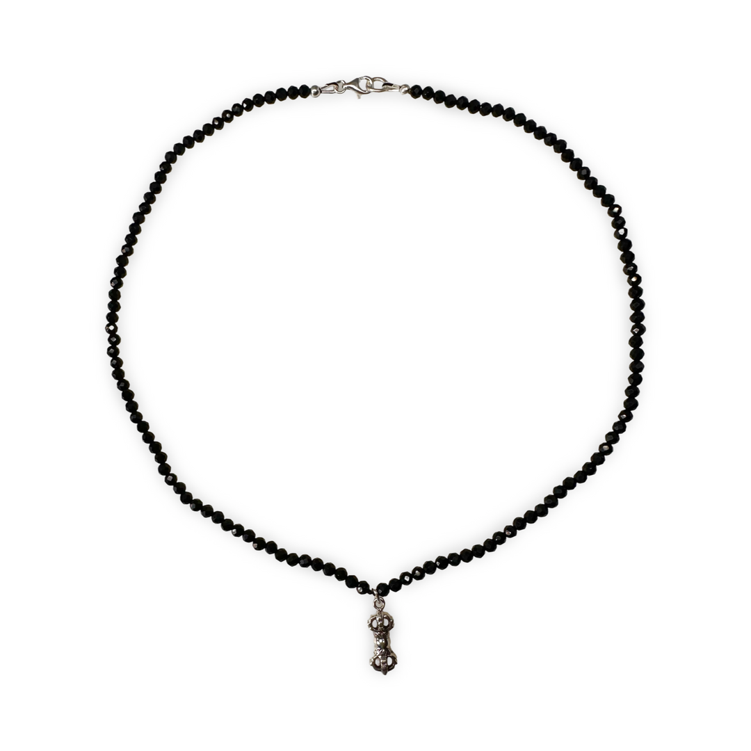 Collana in onice con Vajra in argento
