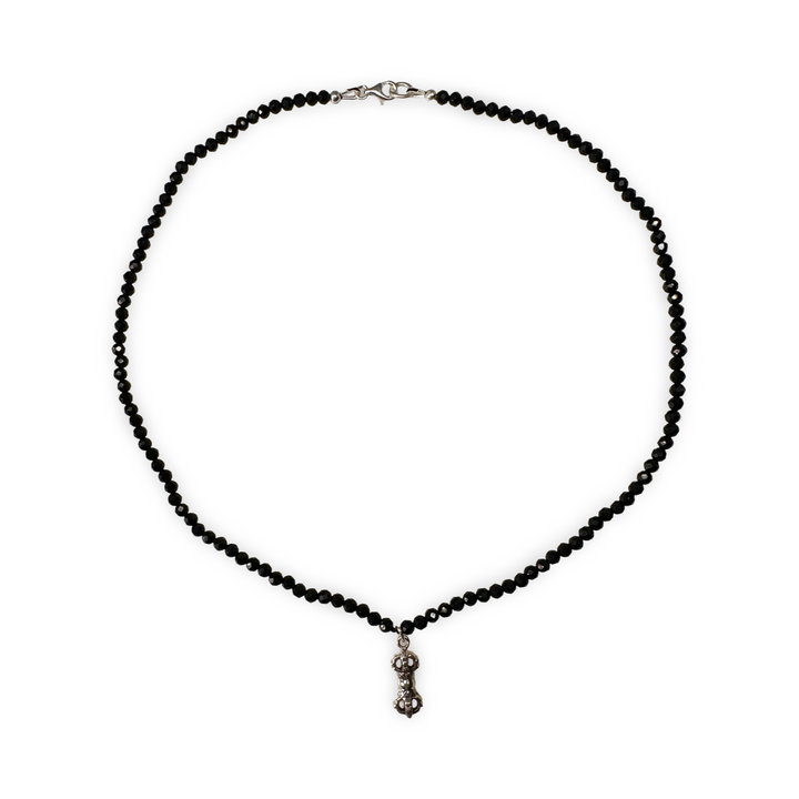 Collana in onice con Vajra in argento