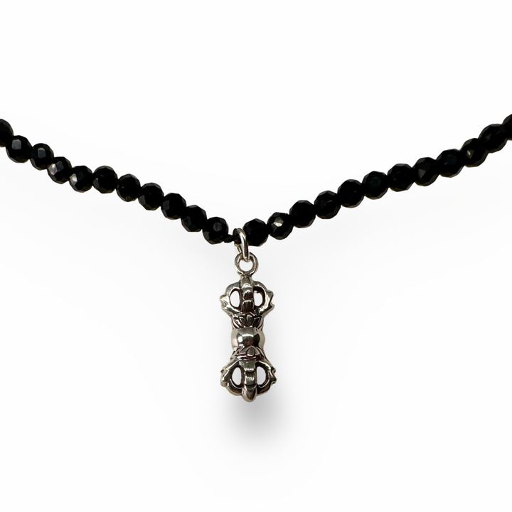 Collana in onice con Vajra in argento