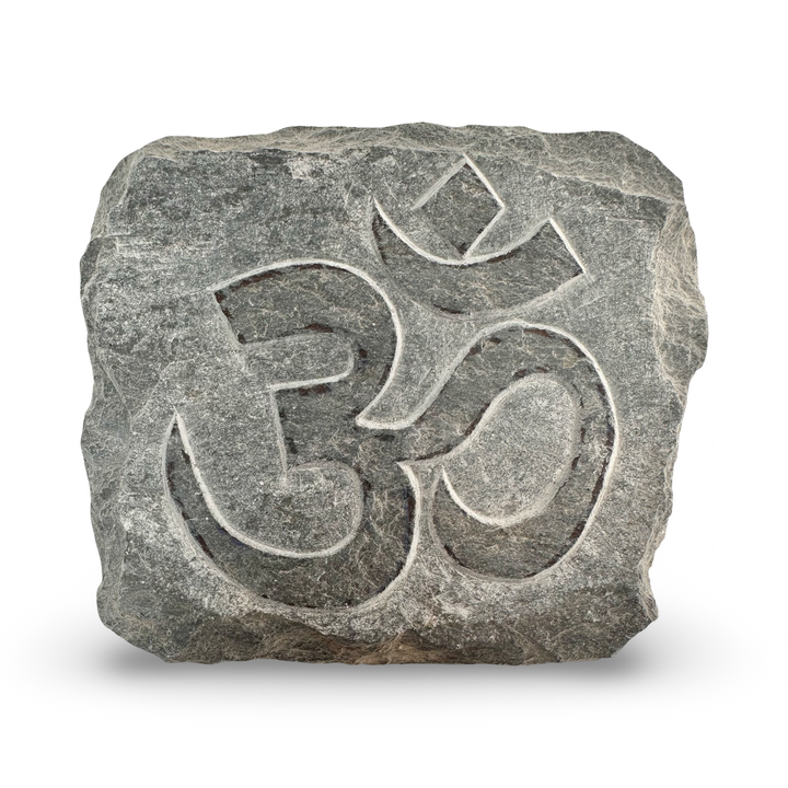 མ་ཎི་རྡོ་ལ་སཾ་སྐྲྀཏའི་“ཨོཾ་” ॐ