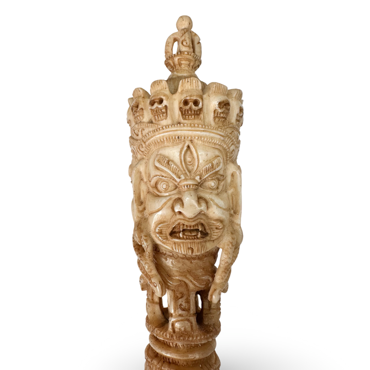 Straordinario pugnale rituale Phurpa realizzato con ossa di yak