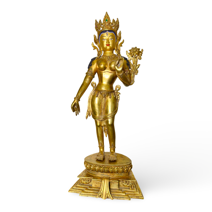 Grande statua di Tara Bianca, splendidamente realizzata e dorata a fuoco