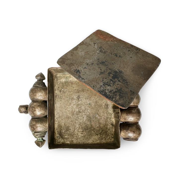 Grande “Ghau” tibetano in argento con turchese