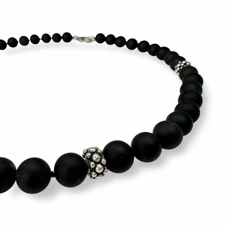 Collier en onyx avec perles en argent