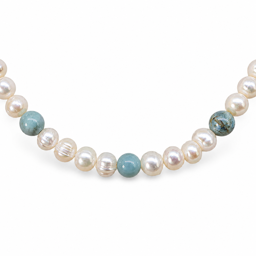 Collier de perles d'eau douce avec agate bleue