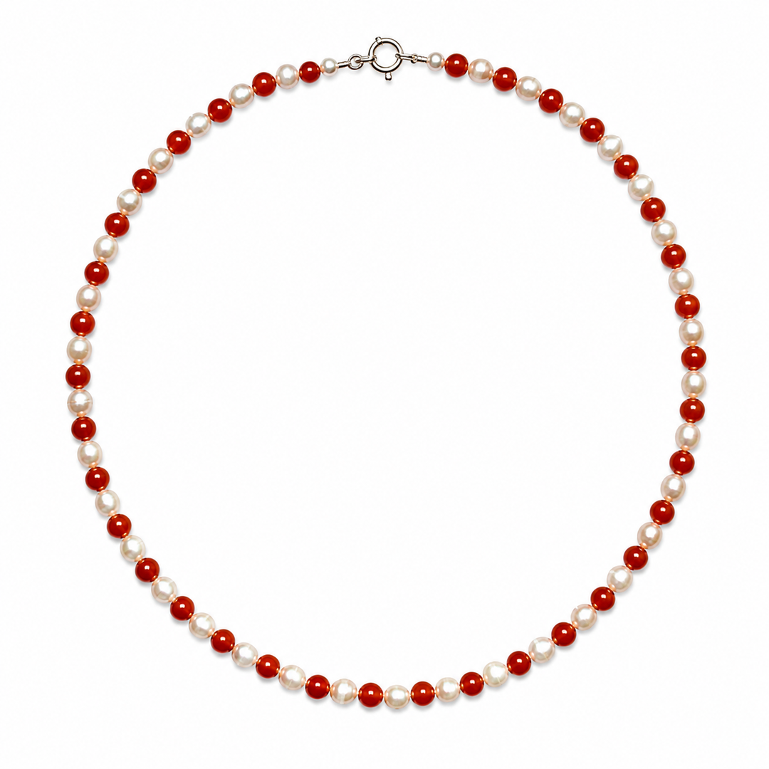 Freshwater pearl necklace with carnelian