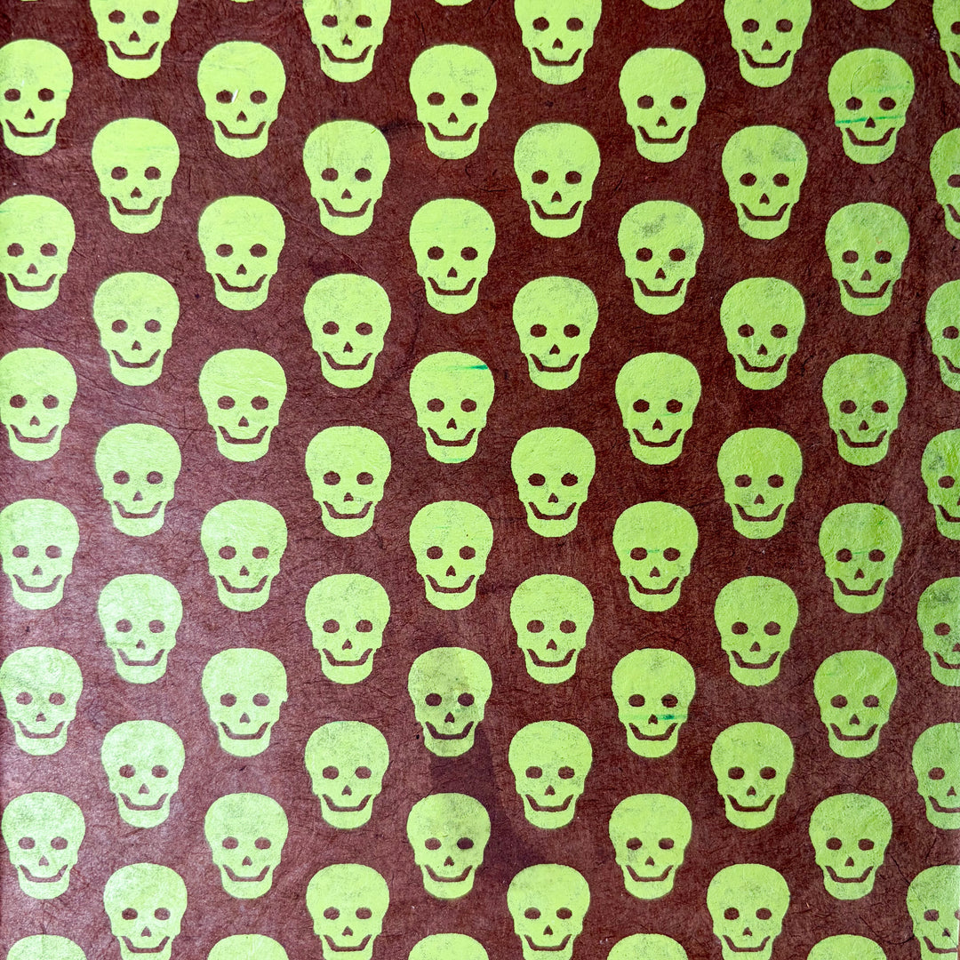 Carnet en papier lokta - motif tête de mort, imprimé à la main