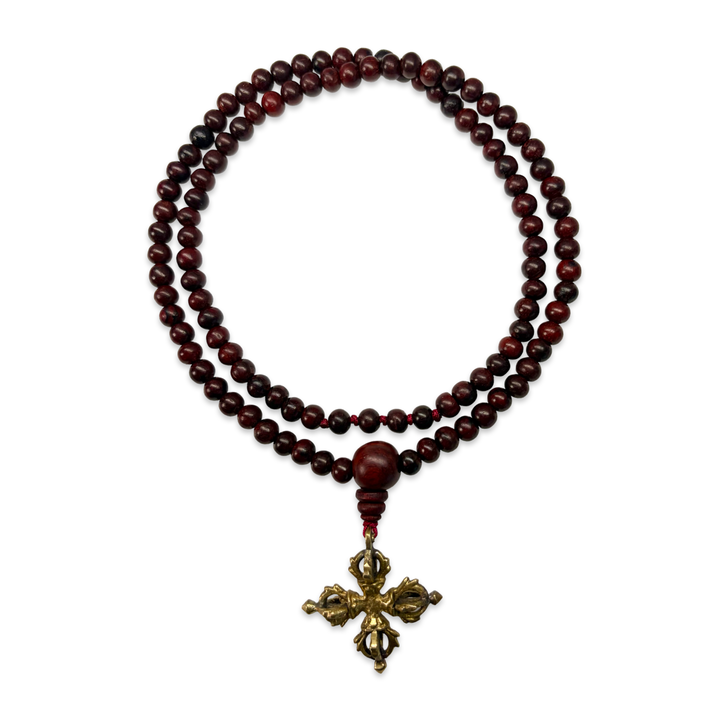 Mala aus rotem Sandelholz mit Doppelvajra-Anhänger