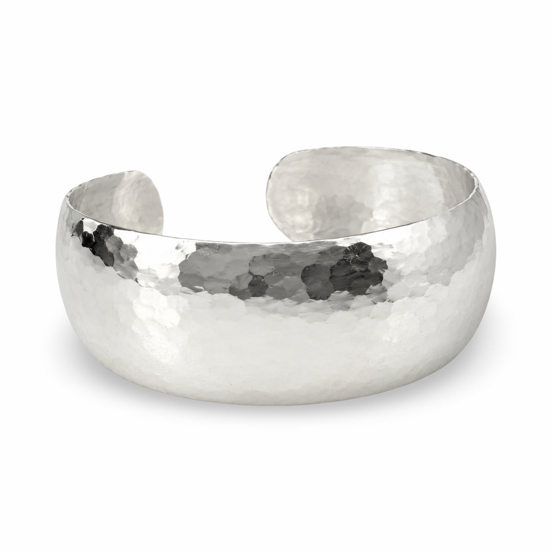 Bracciale curvo in argento, liscio o martellato