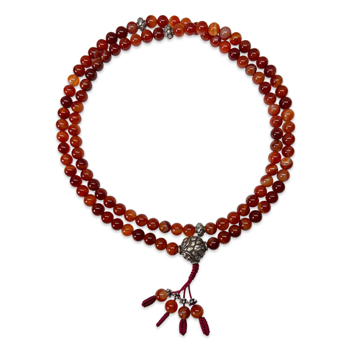 Mala en agate rouge avec perle en argent forgée à la main