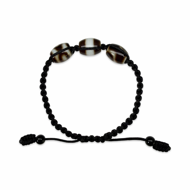Dzi-Armband mit drei gebänderten Achatperlen