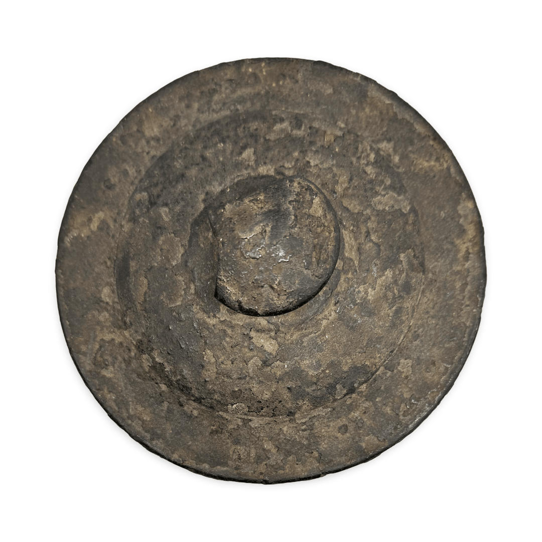 Altes gedrechseltes Gefäss aus Nepal mit tiefer Patina - Atelier Tibet