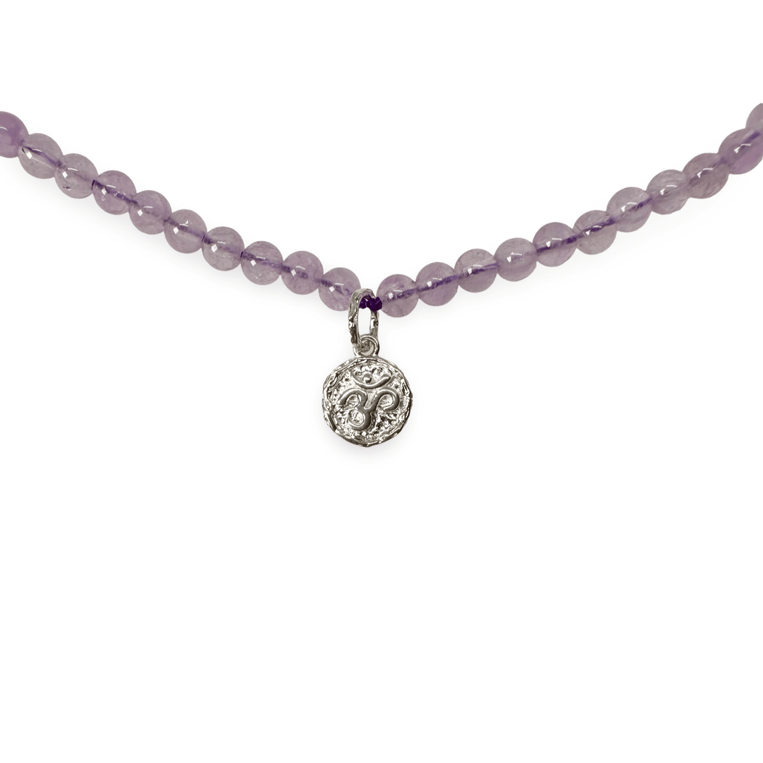 Amethyst - Kette mit OM ॐ Anhänger aus Silber - Atelier Tibet