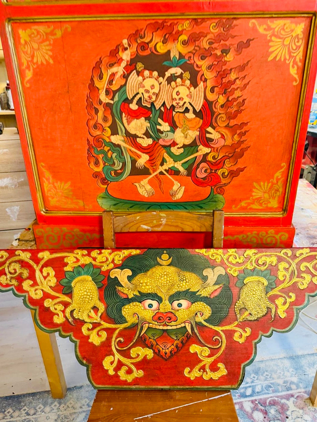 Jamyang Dhatsang: un pittore di thangka all’Atelier Tibet