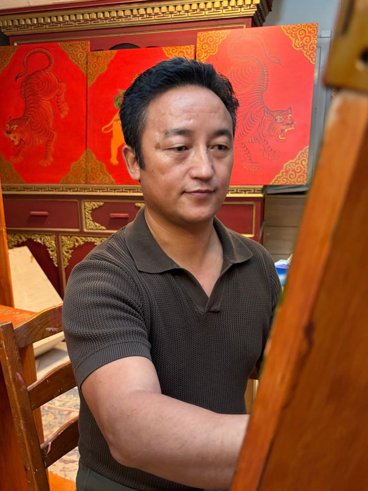 Bemalte Holztüre mit zwei Drachen und Juwelenschale - Jamyang Dhatsang - Atelier Tibet