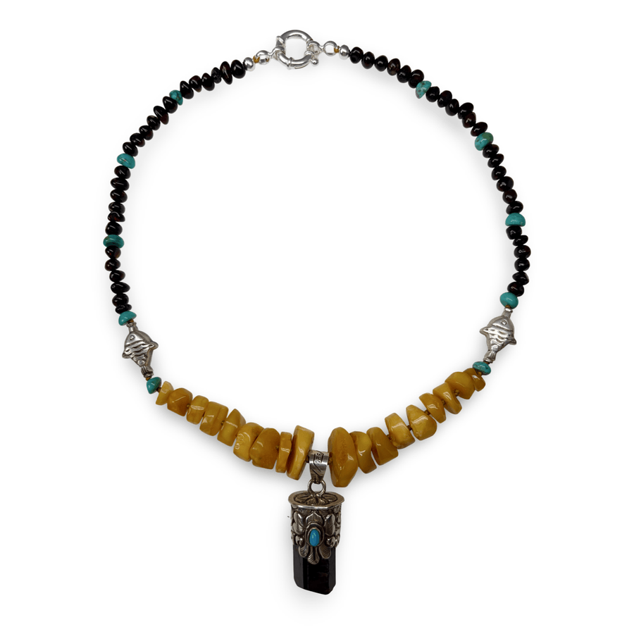 Bernstein-Kette mit tibetischem Turmalin-Anhänger - Atelier Tibet